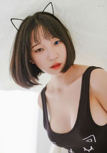 春潮烂漫海