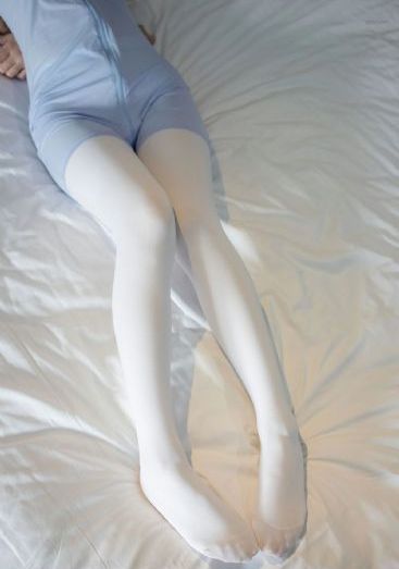 比基尼美女