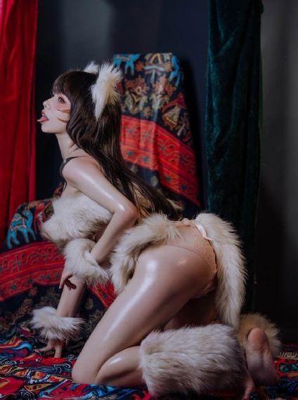线上游戏的队友不可能是女生