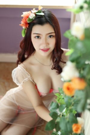爱唱歌的大姐姐