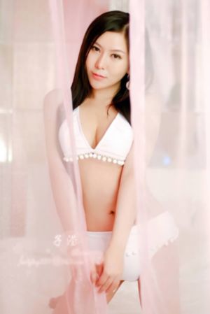 机灵姐家里其实很穷