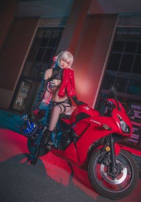 秋霞手机看片